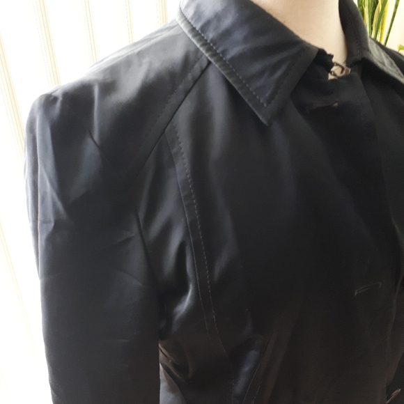 HUGO BOSS | Lightweight Coat - Picture 6 of 10